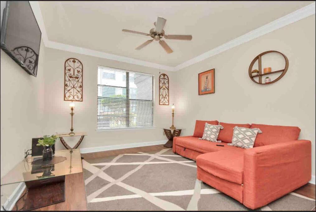 هيوستن Luxury 1Bedroom/Pool View/ Galleria W/Study Desk المظهر الخارجي الصورة